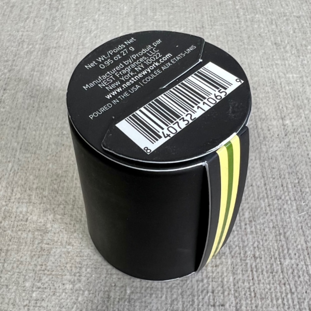 ❤️3 for $25❤️ NEST Fragrances Grapefruit Scented Candle mini - Picture 2 of 3